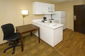 Extended America - - University Place Charlotte